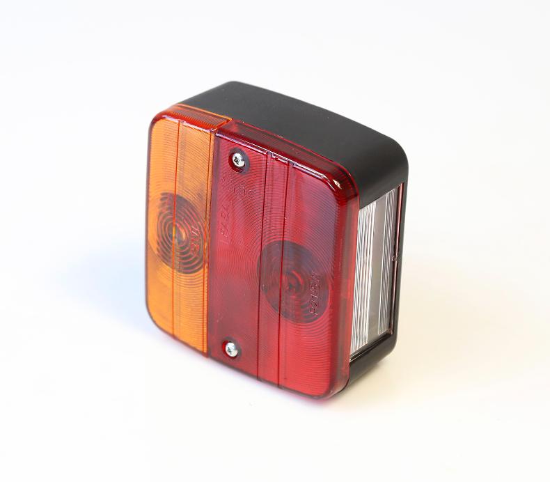 Фонарь задний комбинированный