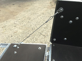 Трос крепления борта